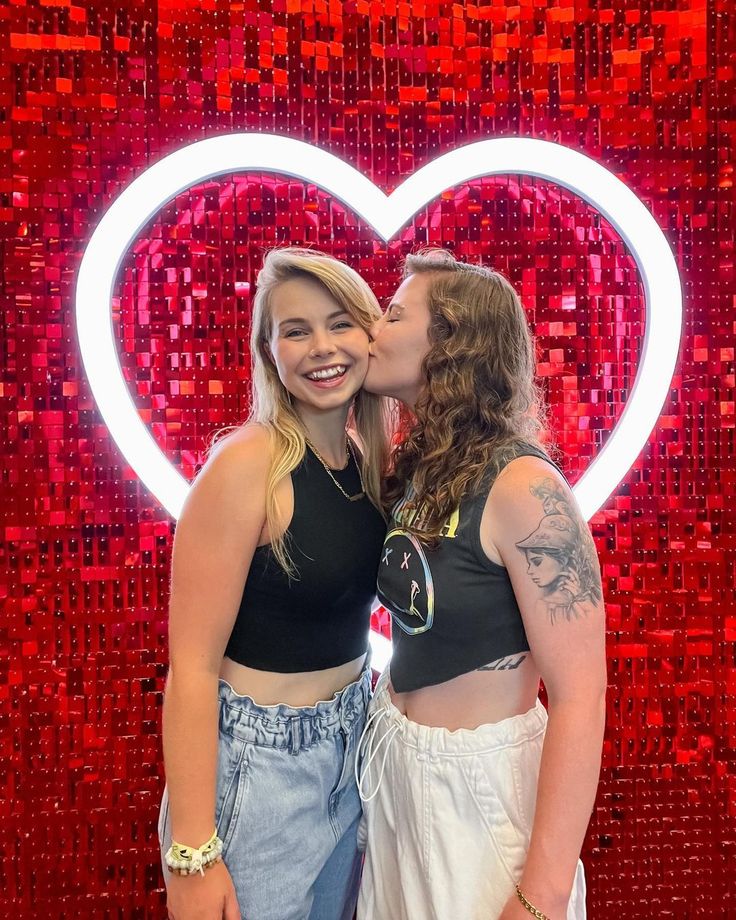 Unveiling The Mystery Behind HaileeandKendra Leaked: A Deep Dive